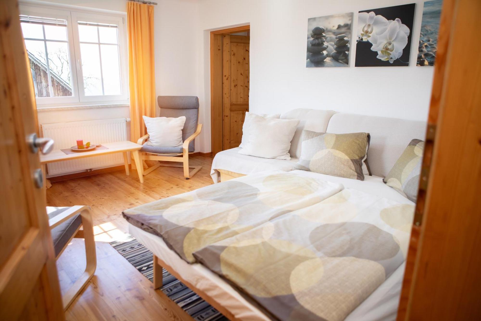 Ferienhaus Nuova Via Griffen Extérieur photo